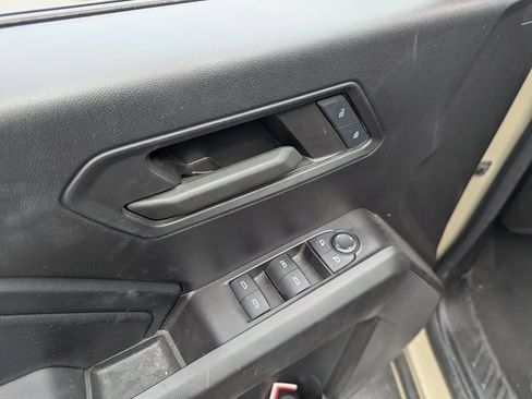 Used 2024 Chevrolet Colorado Trail Boss w/ Technology Package image 27