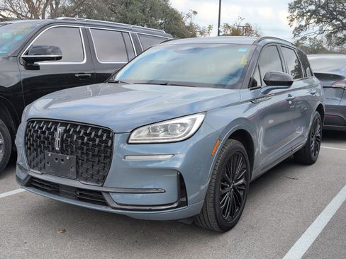 Used 2023 Lincoln Corsair Reserve w/ Jet Appearance Package image 2