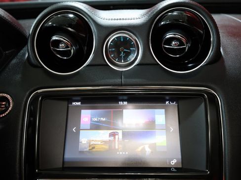 Used 2017 Jaguar XJ R-Sport AWD/4WD image 18