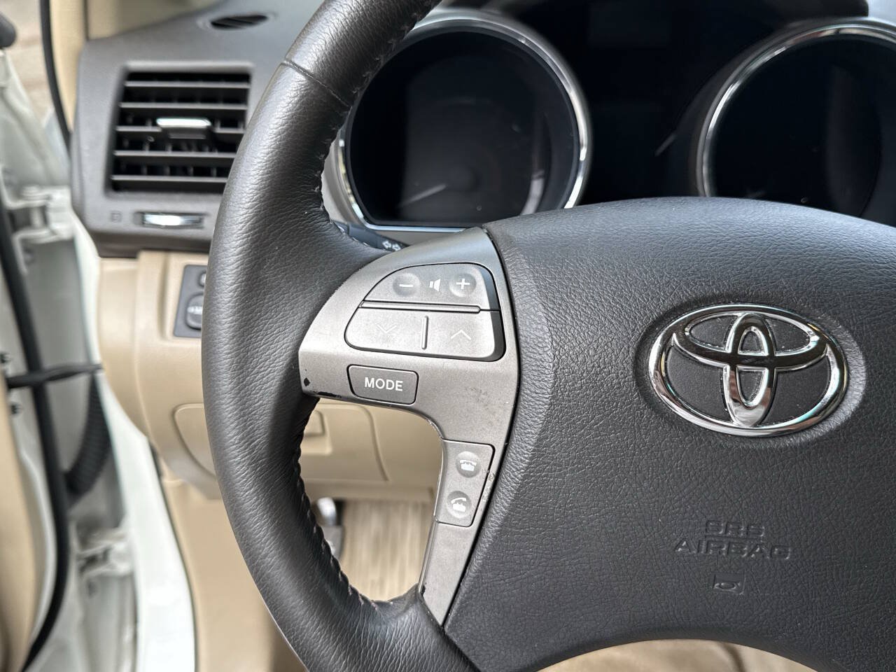 Used 2008 Toyota Highlander Limited AWD/4WD image 41