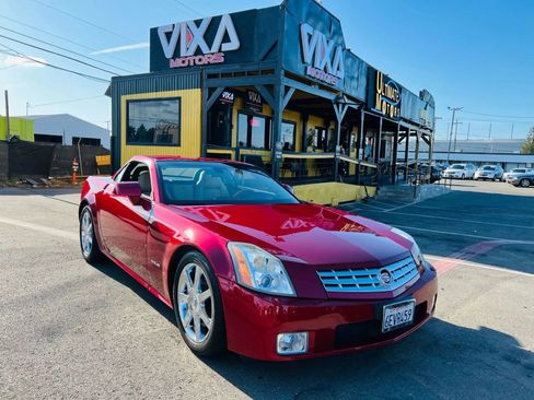 Used 2008 Cadillac XLR image 3