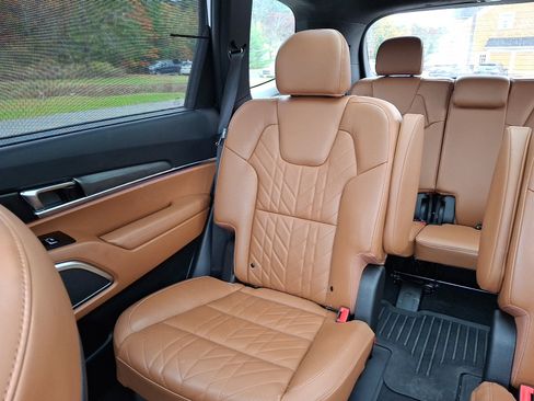 Used 2024 Kia Telluride SX Prestige X-Line image 18