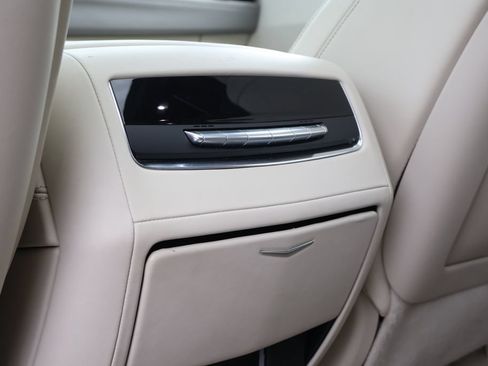 Used 2025 Cadillac Escalade Sport Platinum AWD/4WD image 40