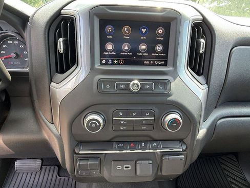 Used 2022 Chevrolet Silverado 2500 Custom w/ Custom Value Package AWD/4WD image 27