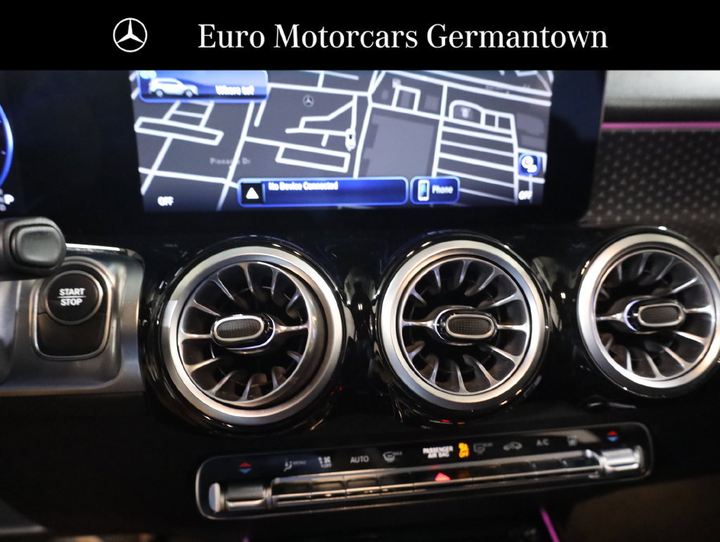 Used 2024 Mercedes-Benz EQB 300 4MATIC image 61