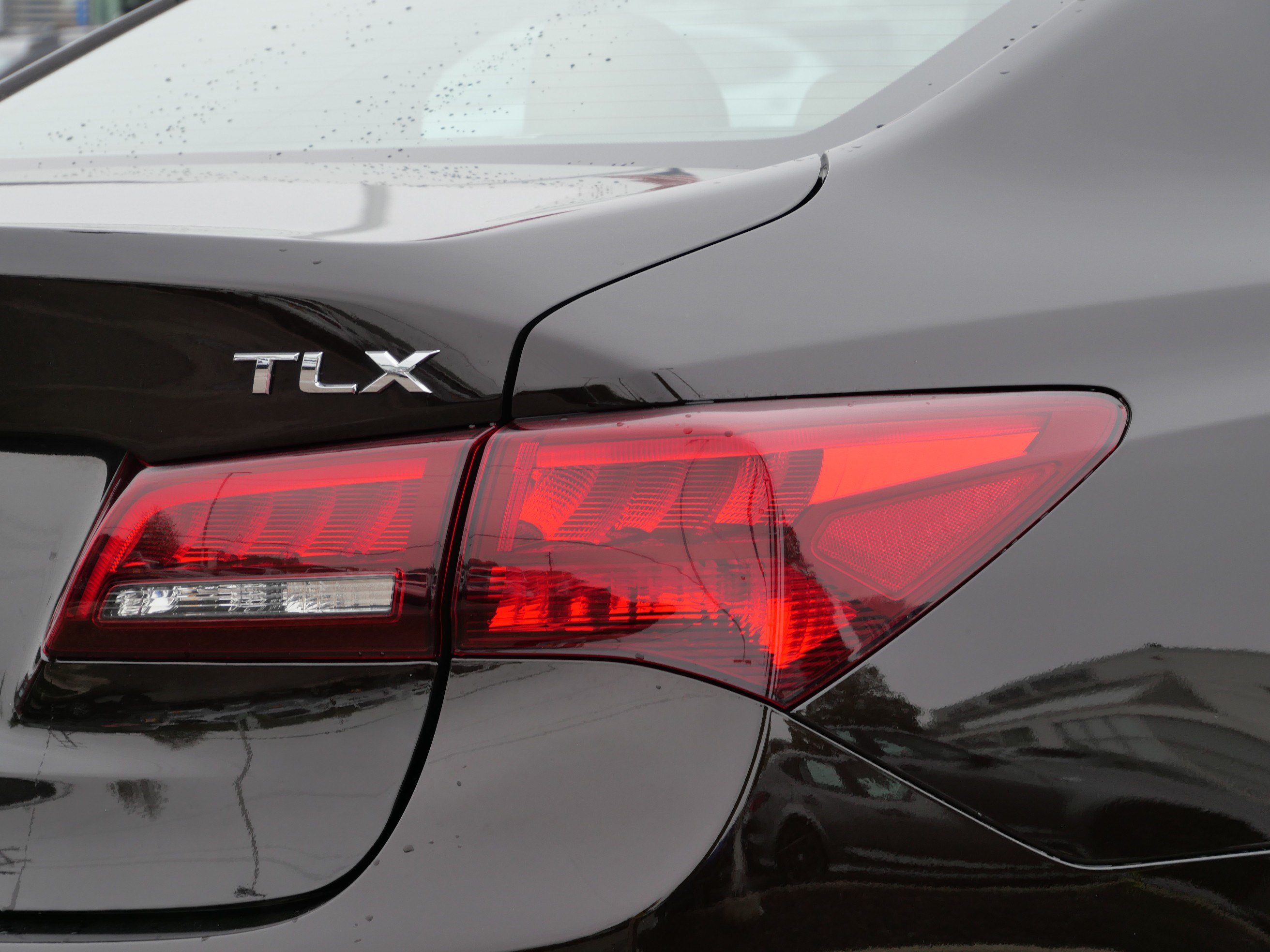 Used 2015 Acura TLX w/ Technology Package FWD image 17