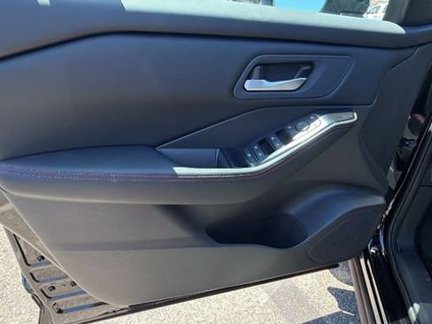 New 2026 Nissan Rogue SV AWD/4WD image 19