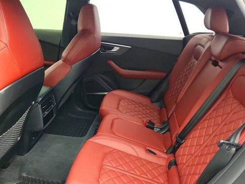 Used 2022 Audi SQ8 Prestige image 22