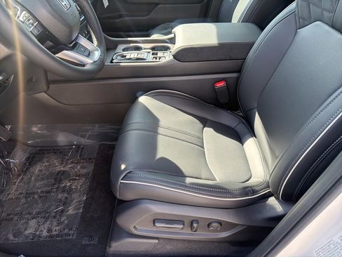 New 2026 Honda Pilot Elite image 7