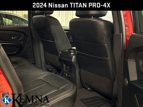 Used 2024 Nissan Titan PRO-4X w/ Pro-4x Convenience Package image 33