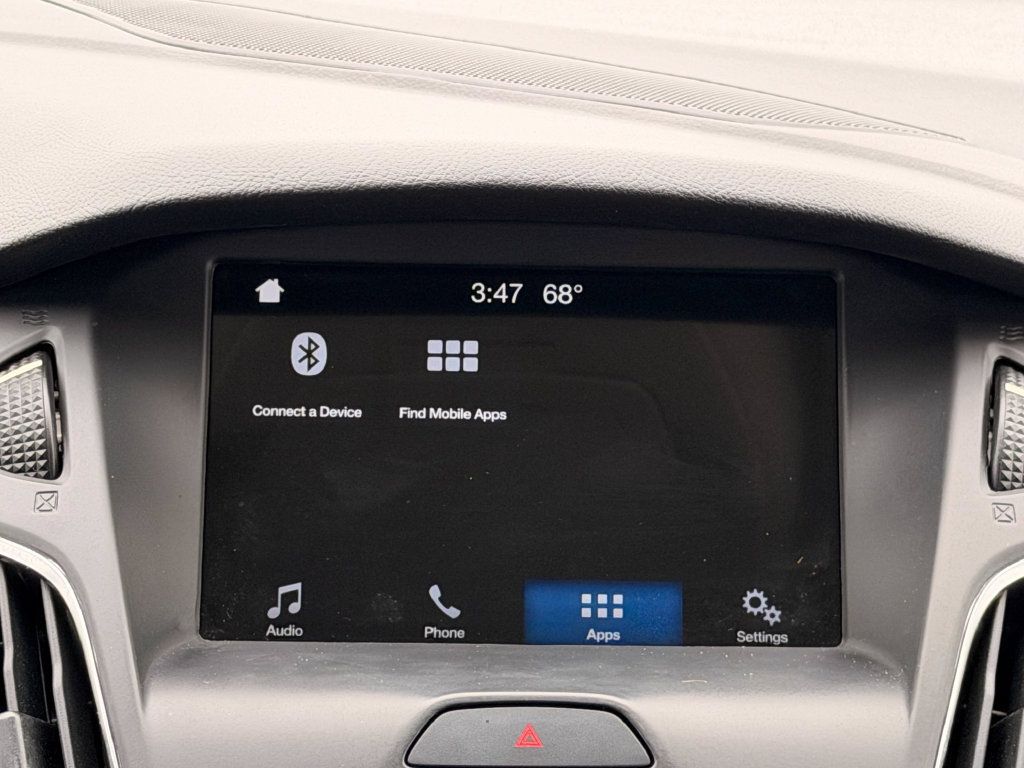 Used 2018 Ford Focus SEL FWD image 18
