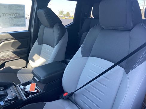 New 2025 Toyota Tacoma TRD Sport image 11