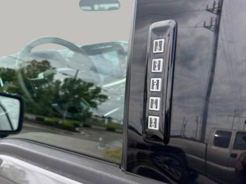 Used 2021 Ford F150 Lariat w/ Equipment Group 502A High AWD/4WD image 27