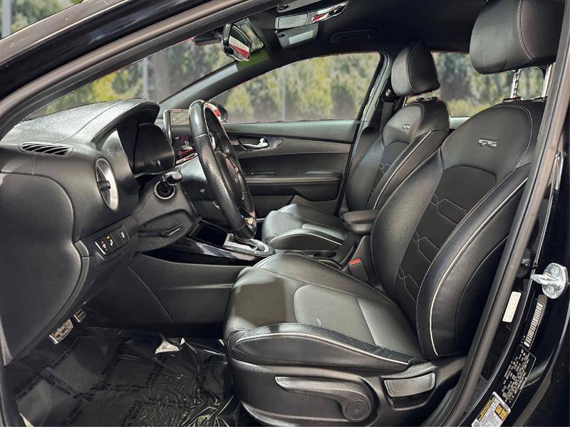 Used 2022 Kia Forte GT-Line FWD image 9