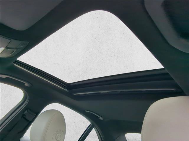 Used 2018 Mercedes-Benz C 300 Sedan image 16