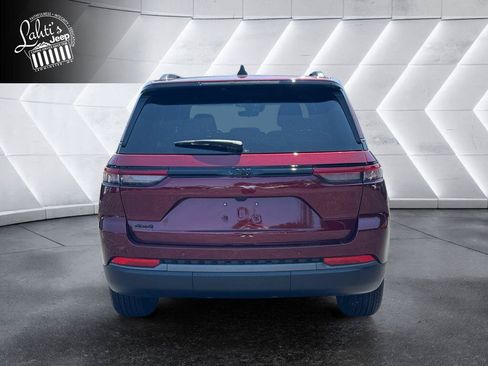 New 2026 Jeep Grand Cherokee Altitude AWD/4WD image 5