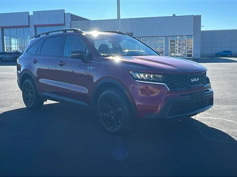 Used 2022 Kia Sorento S image 1