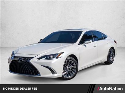 Certified 2025 Lexus ES 300h w/ Technology Package