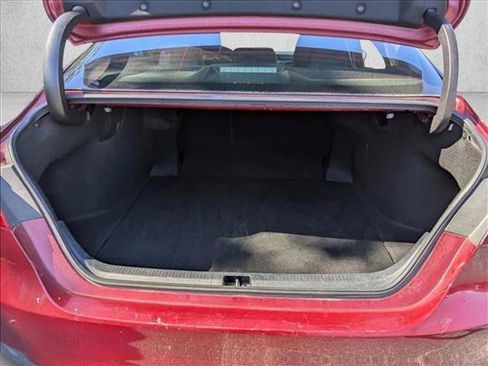 Used 2022 Toyota Camry LE image 29