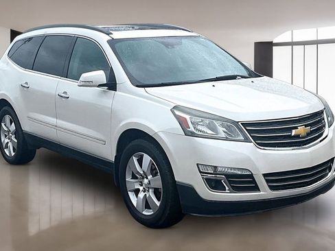 Used 2015 Chevrolet Traverse LTZ FWD image 11