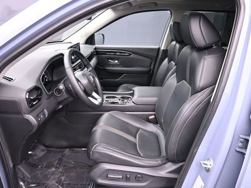 Certified 2024 Honda Pilot Touring image 19