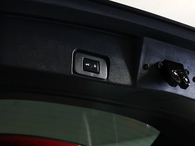 Used 2023 Nissan Rogue SL AWD/4WD image 30