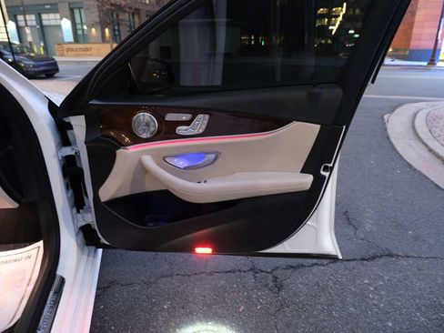 Used 2019 Mercedes-Benz E 300 4MATIC w/ Premium 1 Package image 34