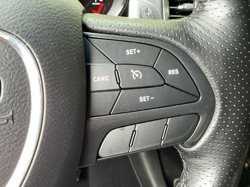 Used 2020 Dodge Durango R/T w/ Blacktop Package AWD/4WD image 37