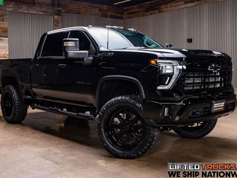 Used 2024 Chevrolet Silverado 2500 LTZ w/ LTZ Plus Package AWD/4WD image 1