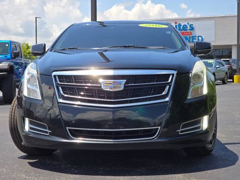 Used 2016 Cadillac XTS Luxury w/ Driver Awareness Package FWD image 5