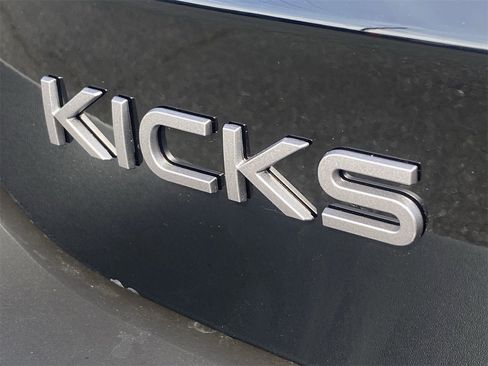 New 2026 Nissan Kicks SV image 7