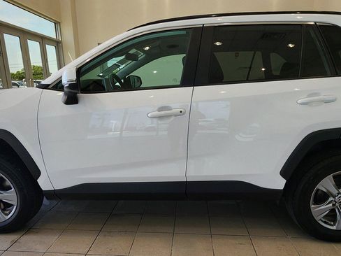 Used 2024 Toyota RAV4 XLE FWD image 9