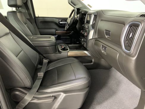 Used 2021 Chevrolet Silverado 1500 LT Trail Boss w/ Convenience Package II image 17