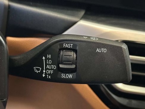 Used 2023 BMW 330i xDrive Sedan w/ Driving Assistance Package AWD/4WD image 27