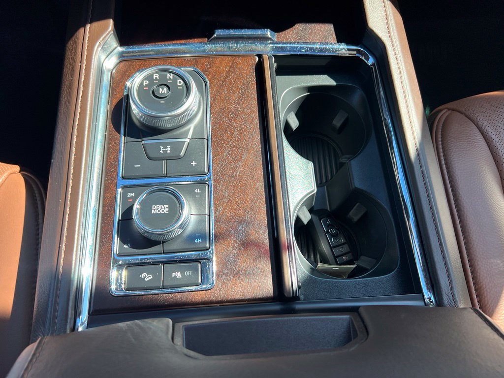 Used 2024 Ford Expedition King Ranch AWD/4WD image 30