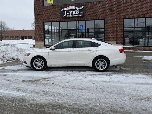 Used 2014 Chevrolet Impala LT w/ Convenience Package image 10