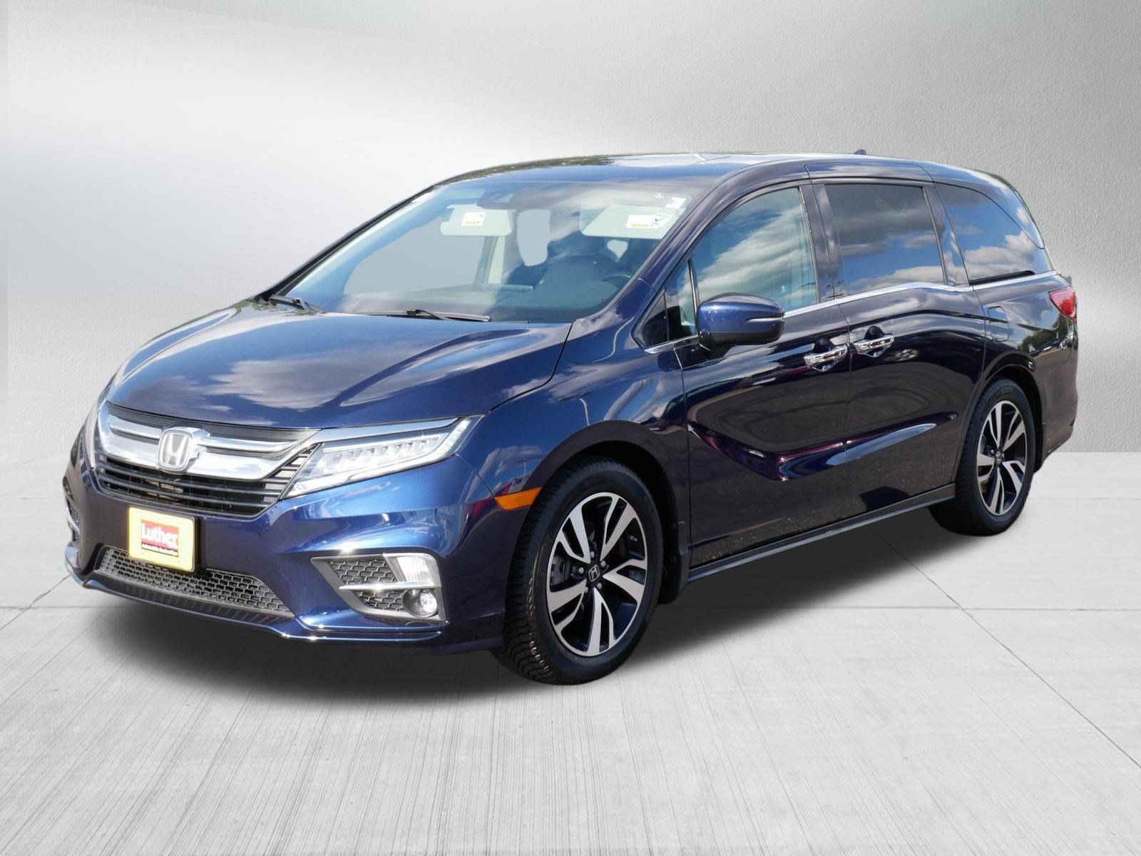 Used 2019 Honda Odyssey Elite image 3