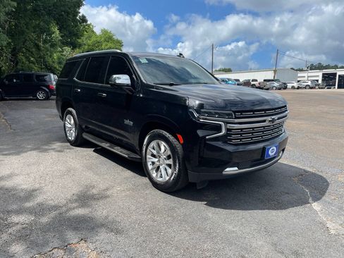 Used 2021 Chevrolet Tahoe Premier w/ Premium Package RWD image 9