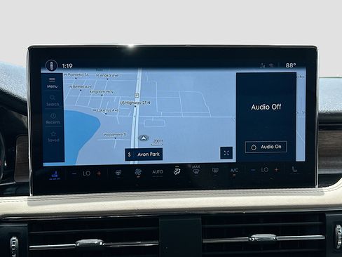 Used 2025 Lincoln Corsair Reserve FWD image 13