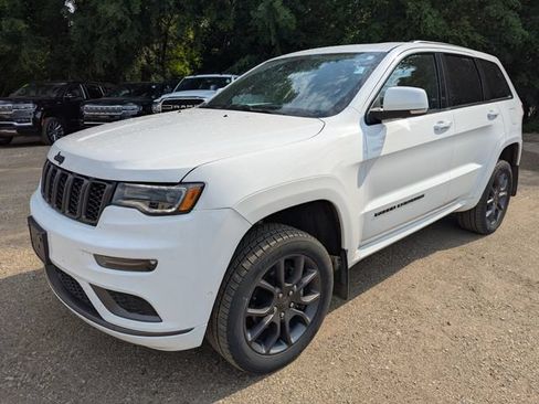 Used 2020 Jeep Grand Cherokee High Altitude AWD/4WD image 11