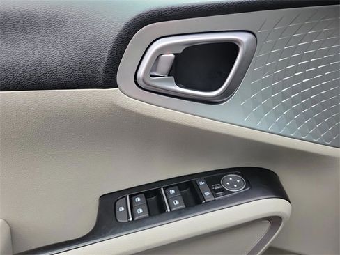 Used 2024 Kia Soul LX w/ Option Group 015 image 21