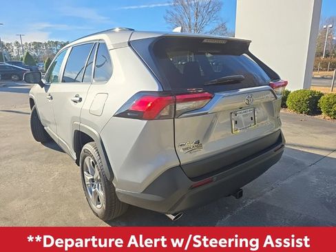 Used 2024 Toyota RAV4 XLE image 5