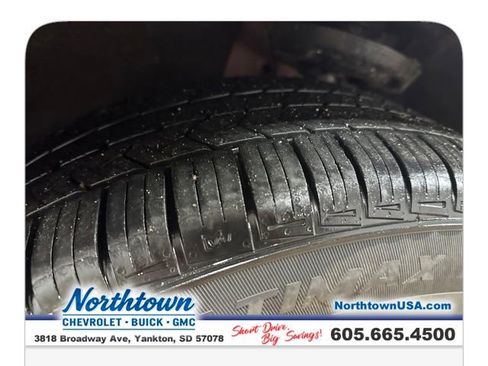 Used 2018 Buick Envision Premium image 23