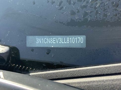 Used 2020 Nissan Versa SV image 27