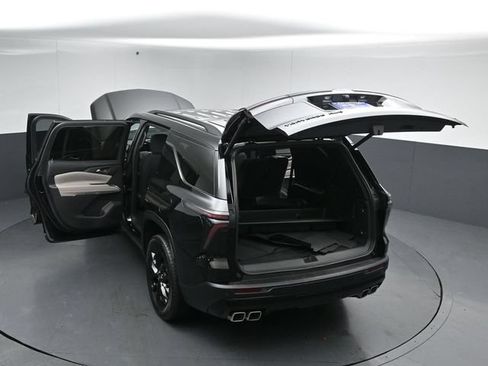 Used 2024 Chevrolet Traverse LT w/ Midnight/Sport Edition AWD/4WD image 56