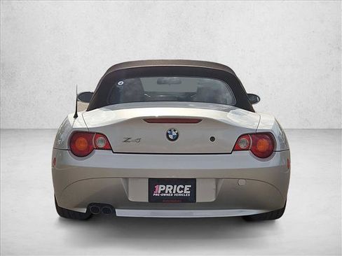 Used 2004 BMW Z4 3.0i RWD image 7