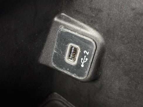 Used 2022 Jeep Wrangler Unlimited Sport image 30