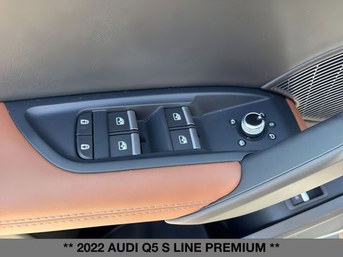 Used 2022 Audi Q5 e Premium w/ Convenience Package image 16