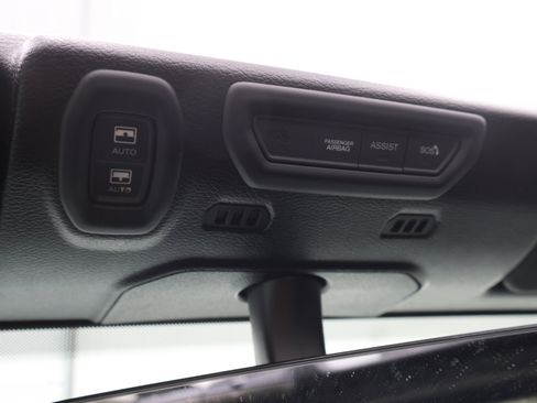 Used 2019 Jeep Wrangler Unlimited Sahara AWD/4WD image 55