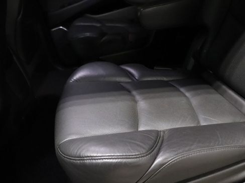 Used 2020 Cadillac Escalade ESV Premium Luxury image 21